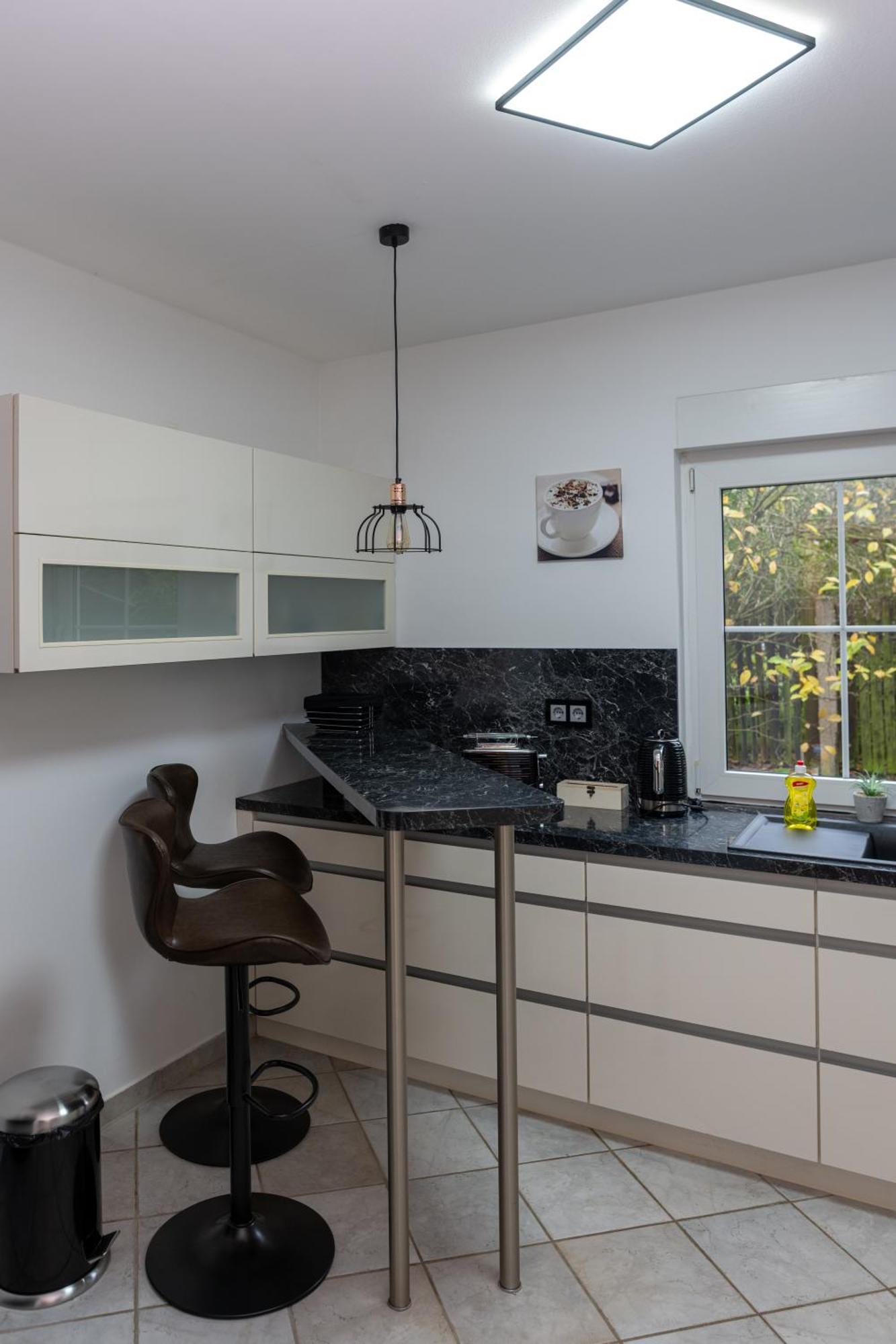 Ganzes Ferienhaus In Leipzig Mit Garage Und Fussbodenheizung Luaran gambar
