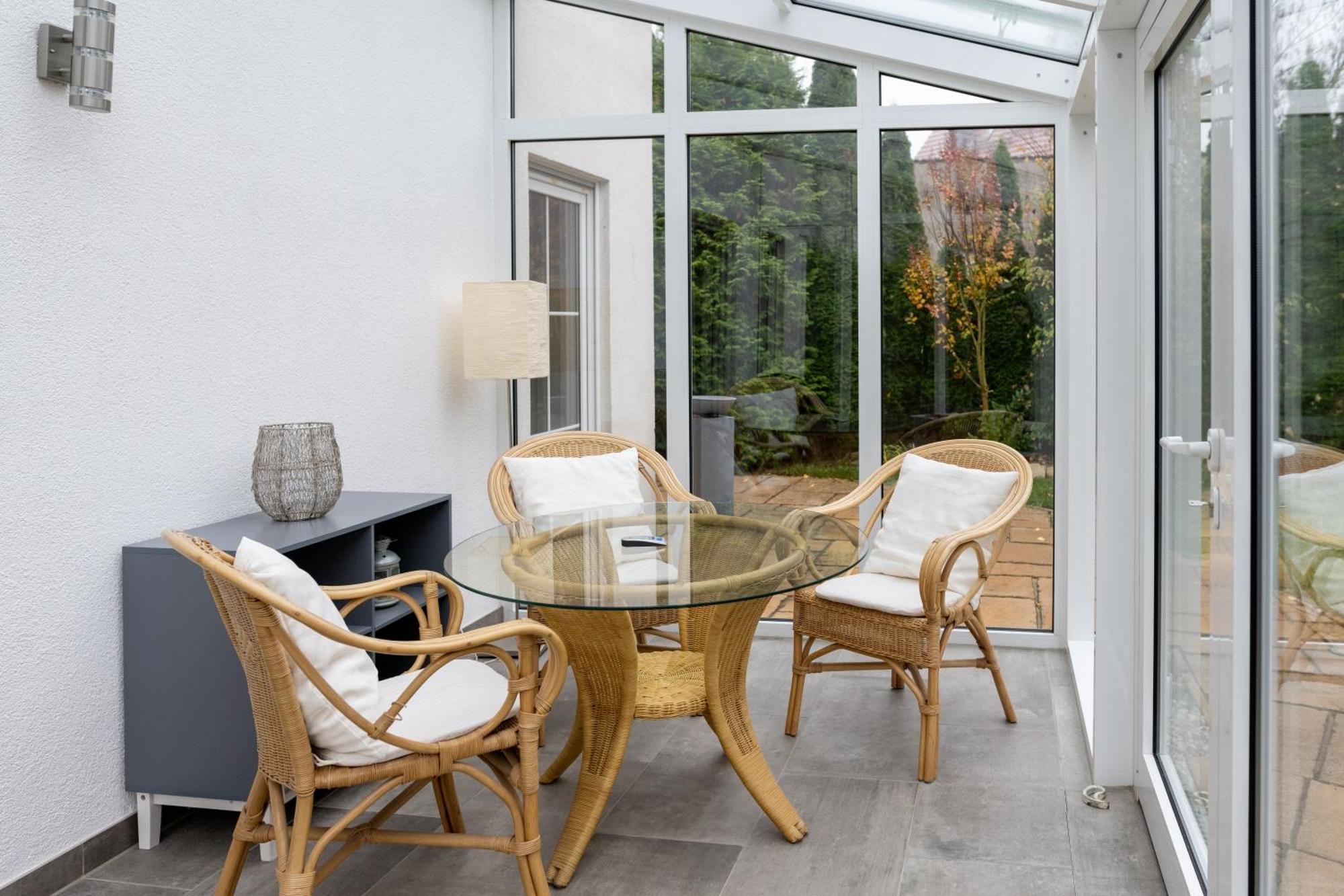 Ganzes Ferienhaus In Leipzig Mit Garage Und Fussbodenheizung Luaran gambar