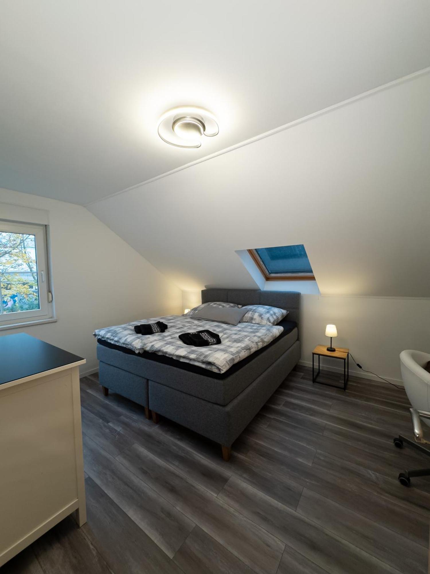 Ganzes Ferienhaus In Leipzig Mit Garage Und Fussbodenheizung Luaran gambar